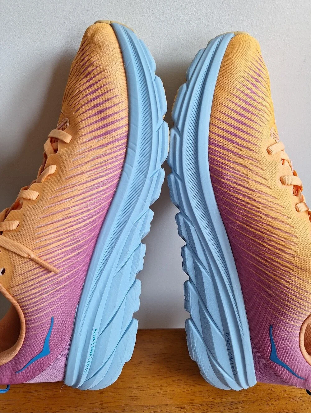 Hoka Ricon 3 Women's Mock Orange / Cyclamen  Size 10B